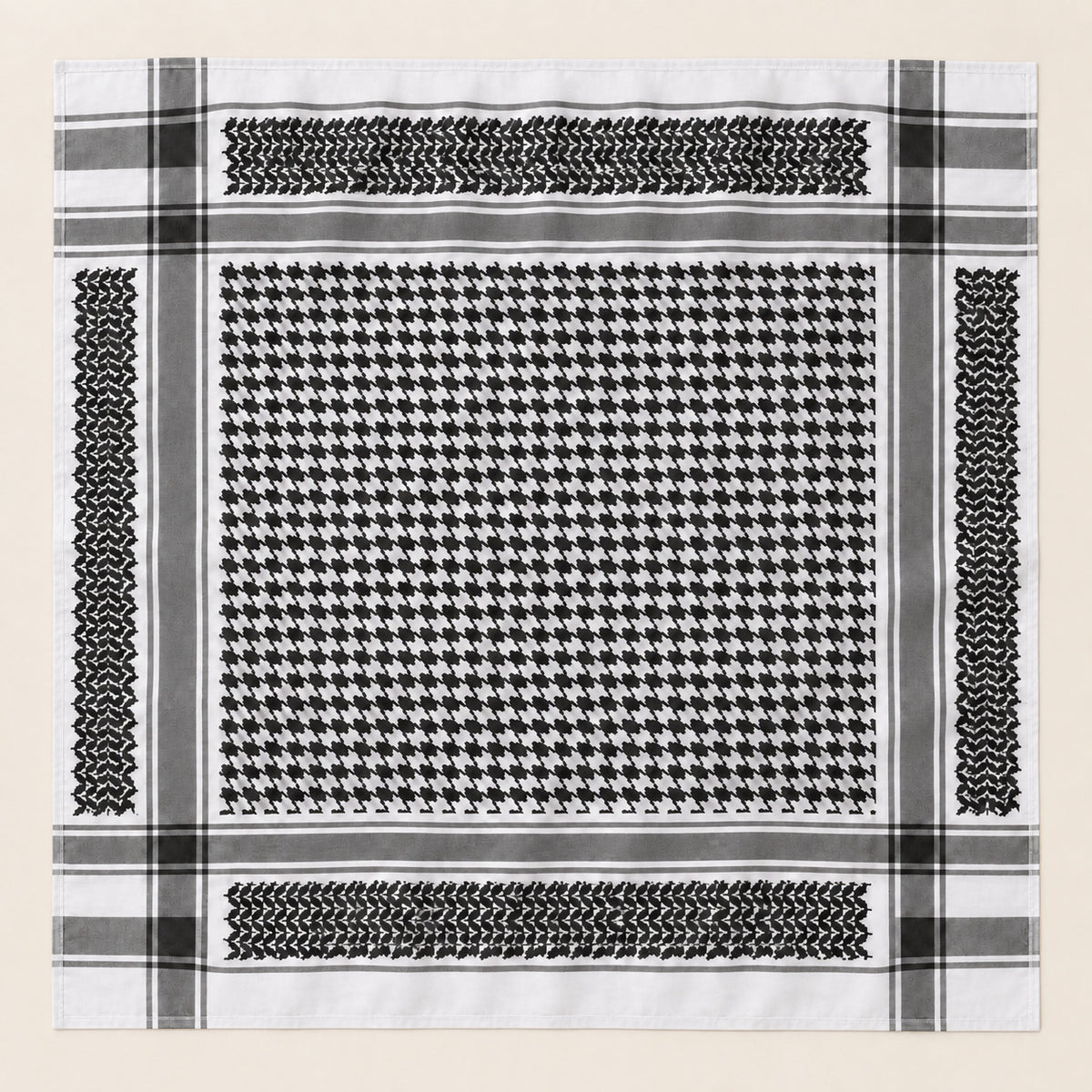 Shemagh saoudien Aseel — Noir & blanc, détail 3 | Maison Nejd